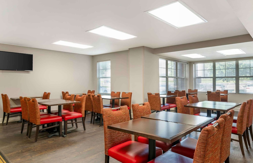 Extended Stay America - Indianapolis -Airport-W Southern Ave 52/60