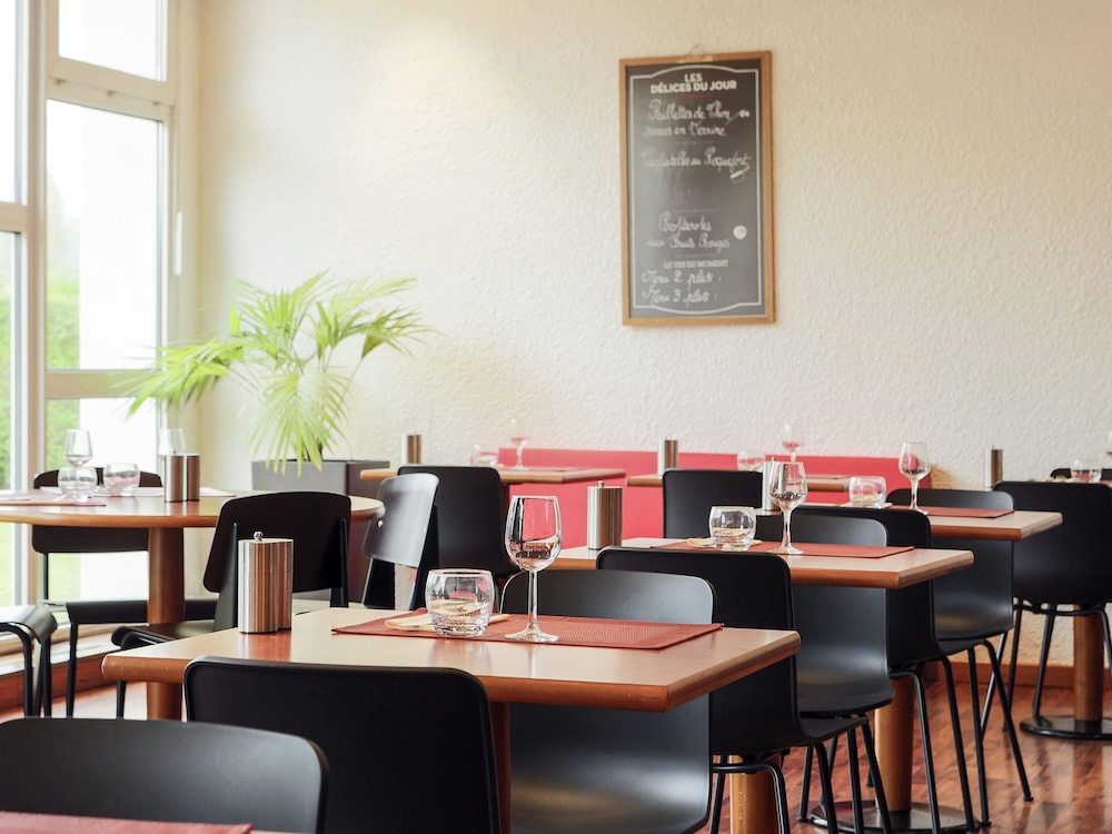 Ibis Charleville Mezieres 40/53