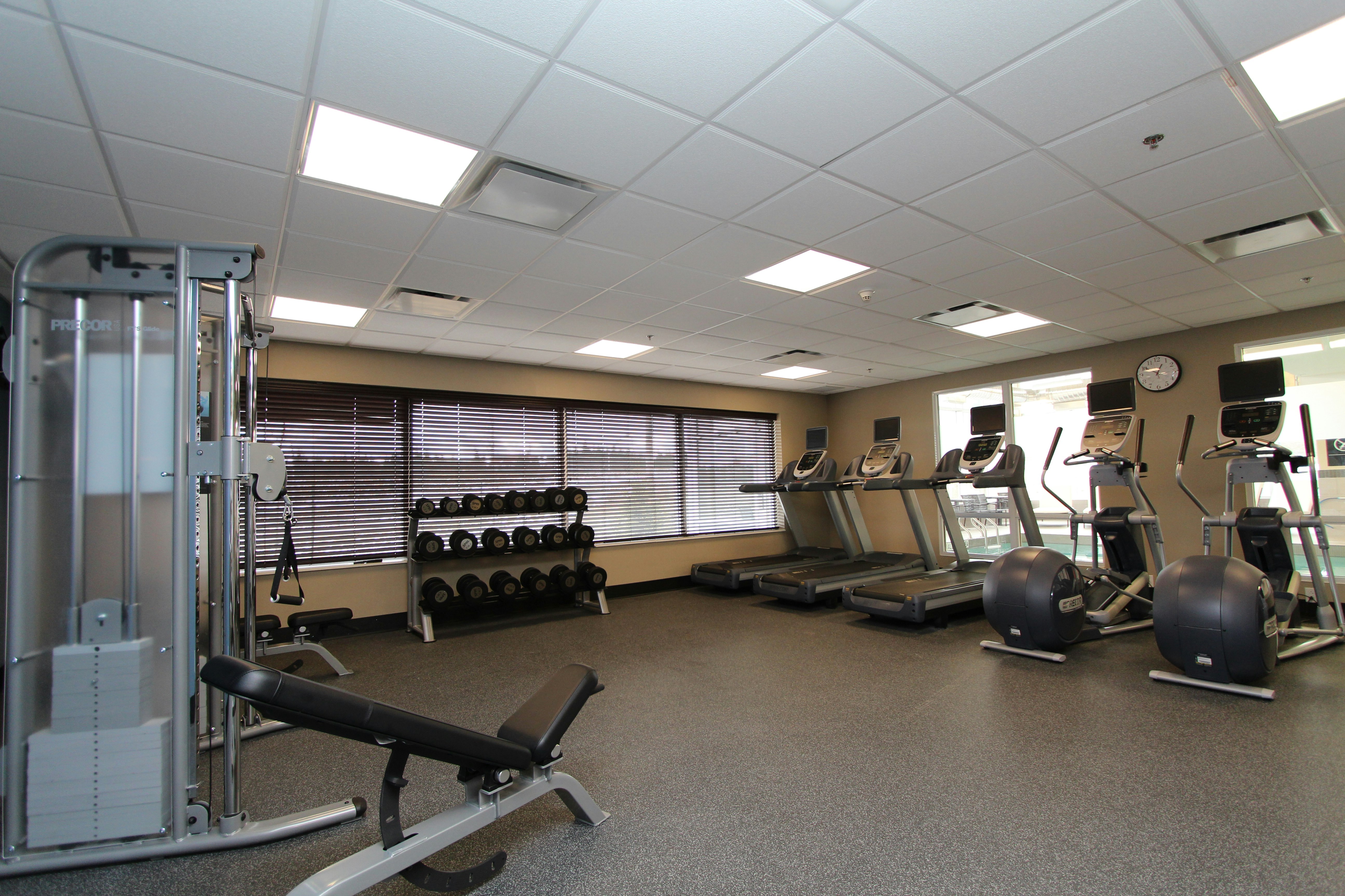 Hampton Inn and Suites by Hilton St Johns Airport 16/40