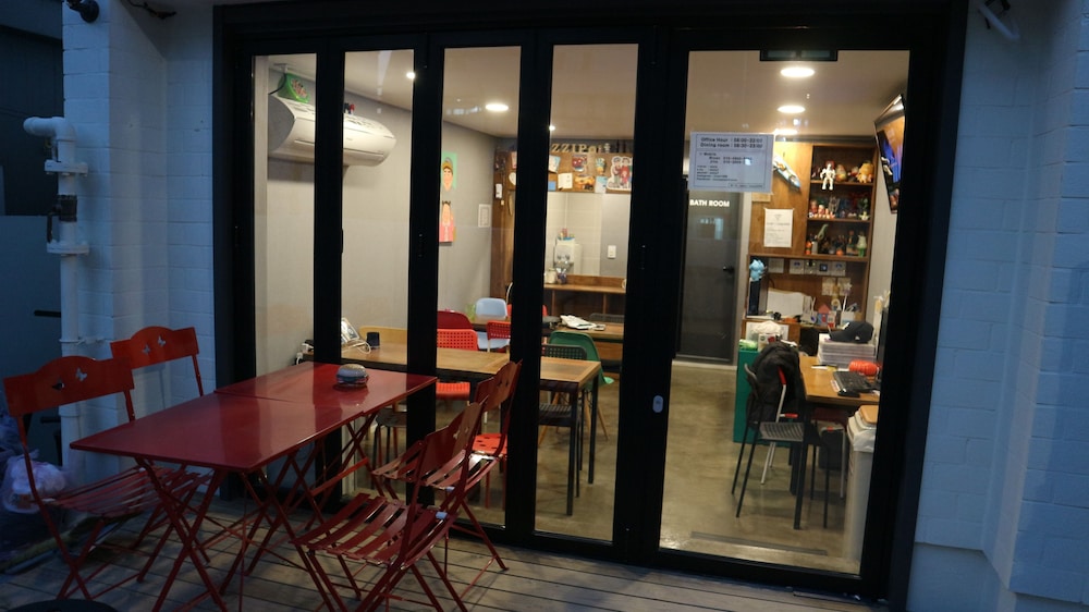 Zzzip Guest House 34/47