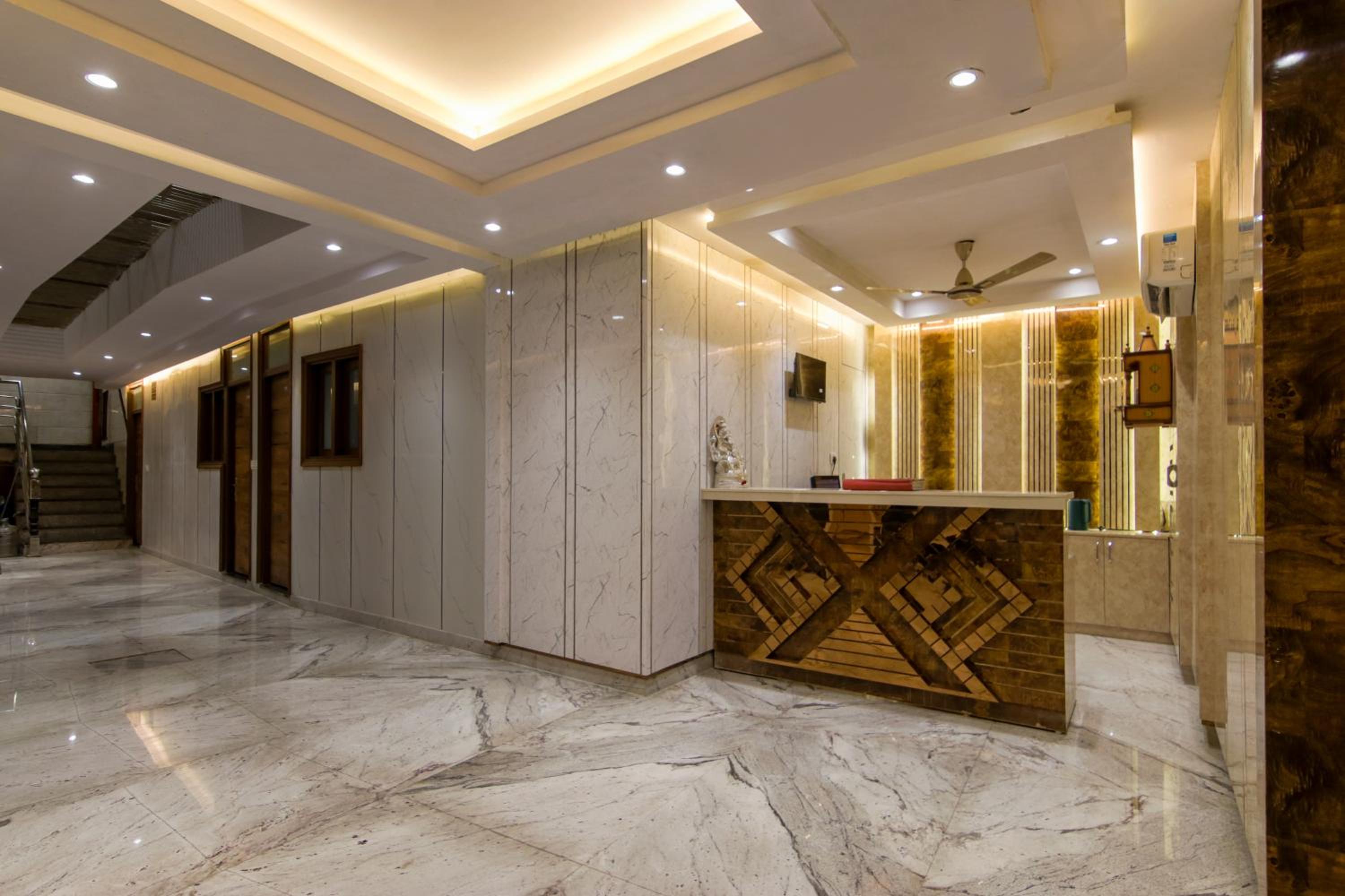 Hotel Star Palace Paharganj 11/63