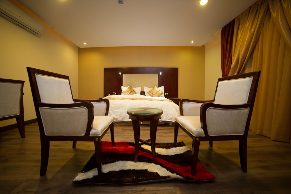 رؤوم إن بريدة(Raoum Inn Hotel Apartments Buraydah) 14/35