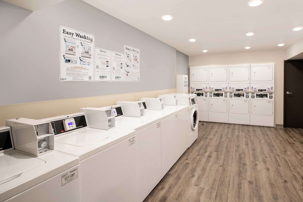 WoodSpring Suites Plano - North Dallas 10/12