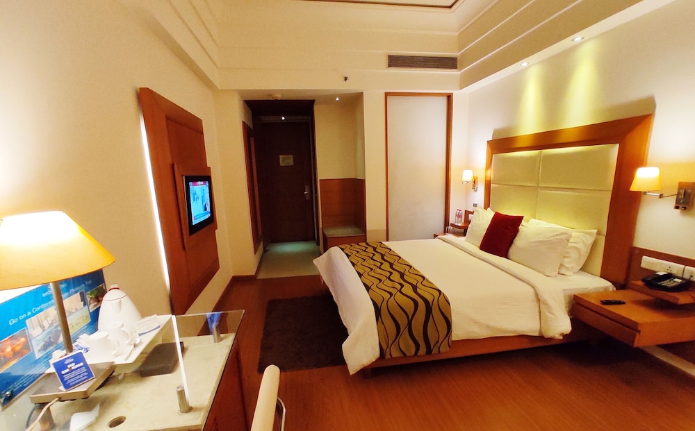AMBROSIA SAROVAR PORTICO 22/50