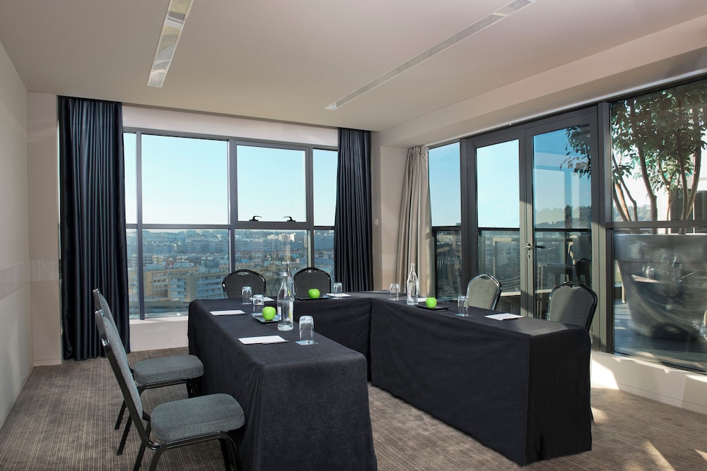 Hotel Melia Braga 38/65