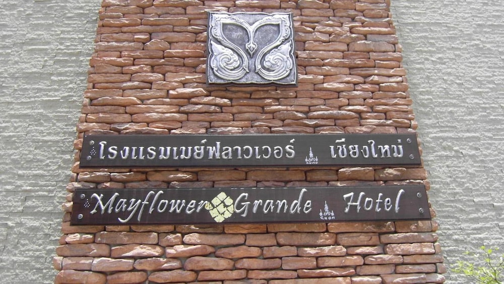 Mayflower Grande Hotel Chiang Mai 7/47