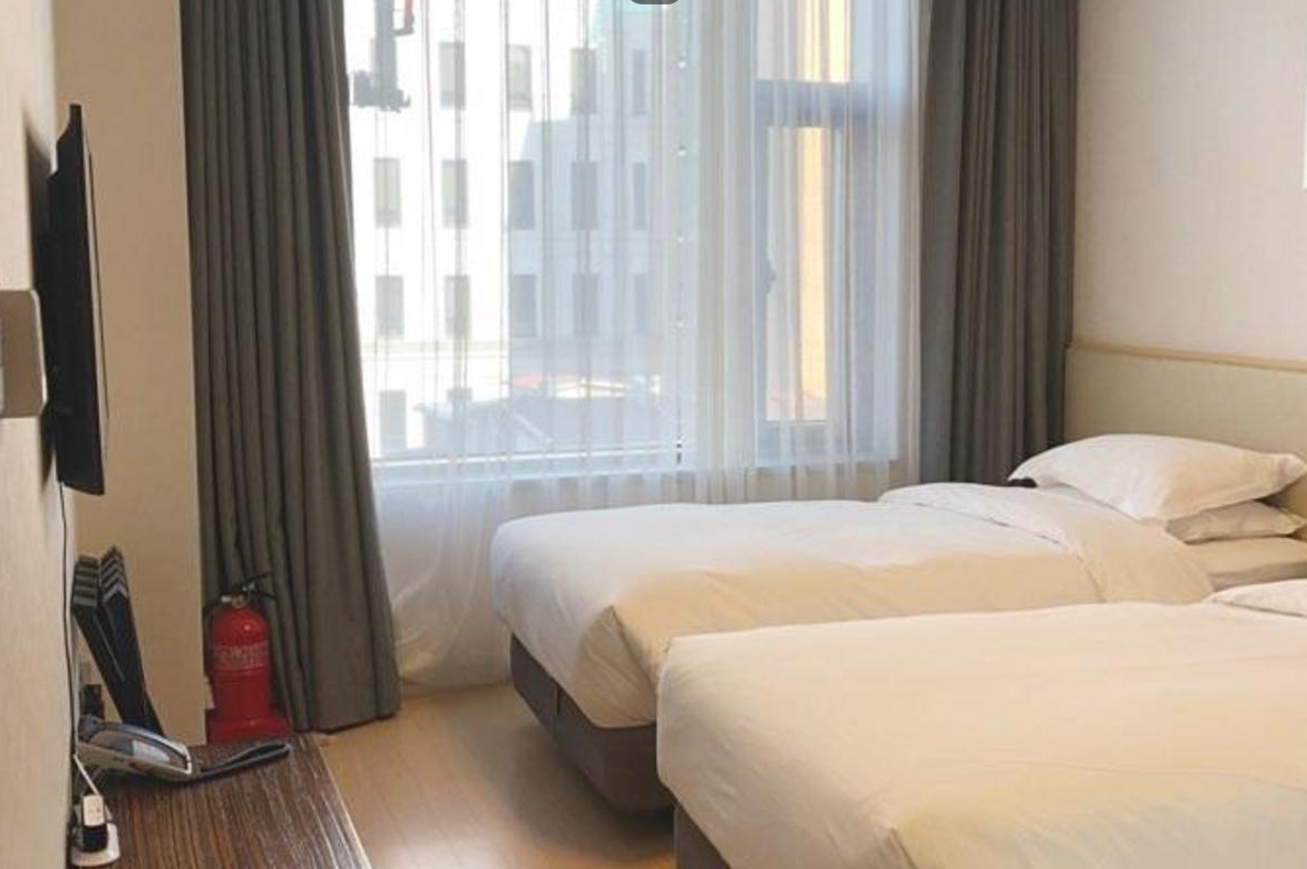 Korean, Twin Beds