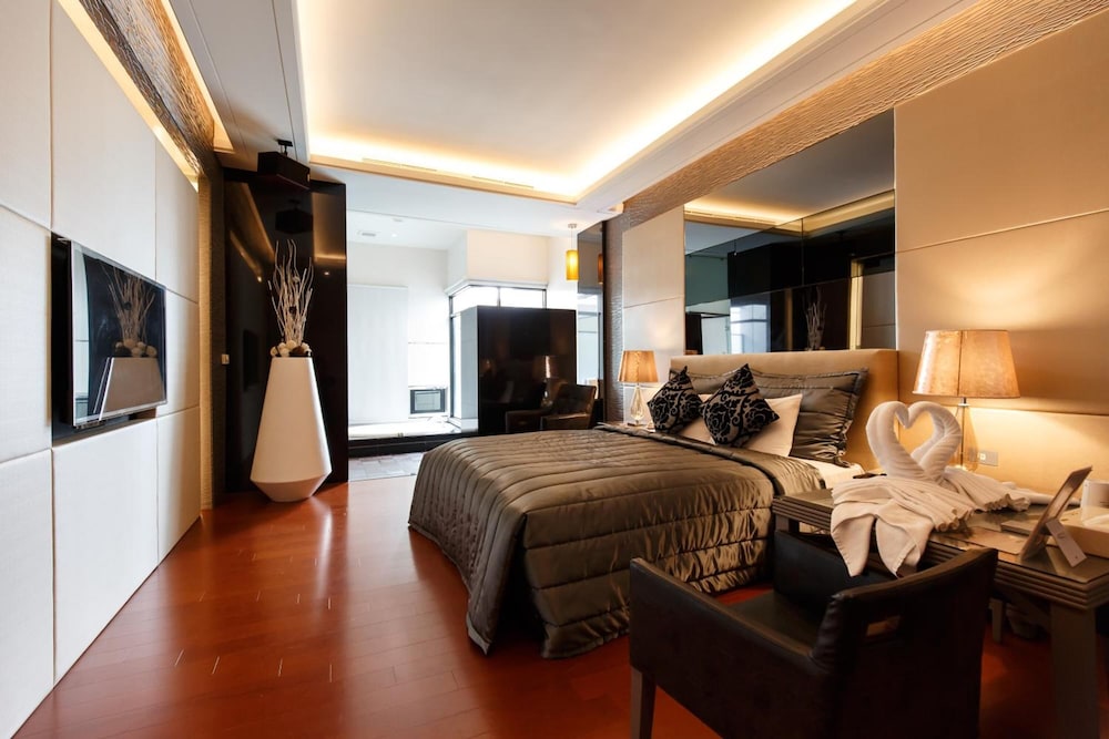 Leedon Motel 19/48