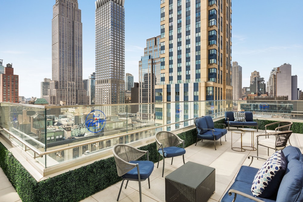 Hyatt Centric Midtown 5th Avenue New York 44/69