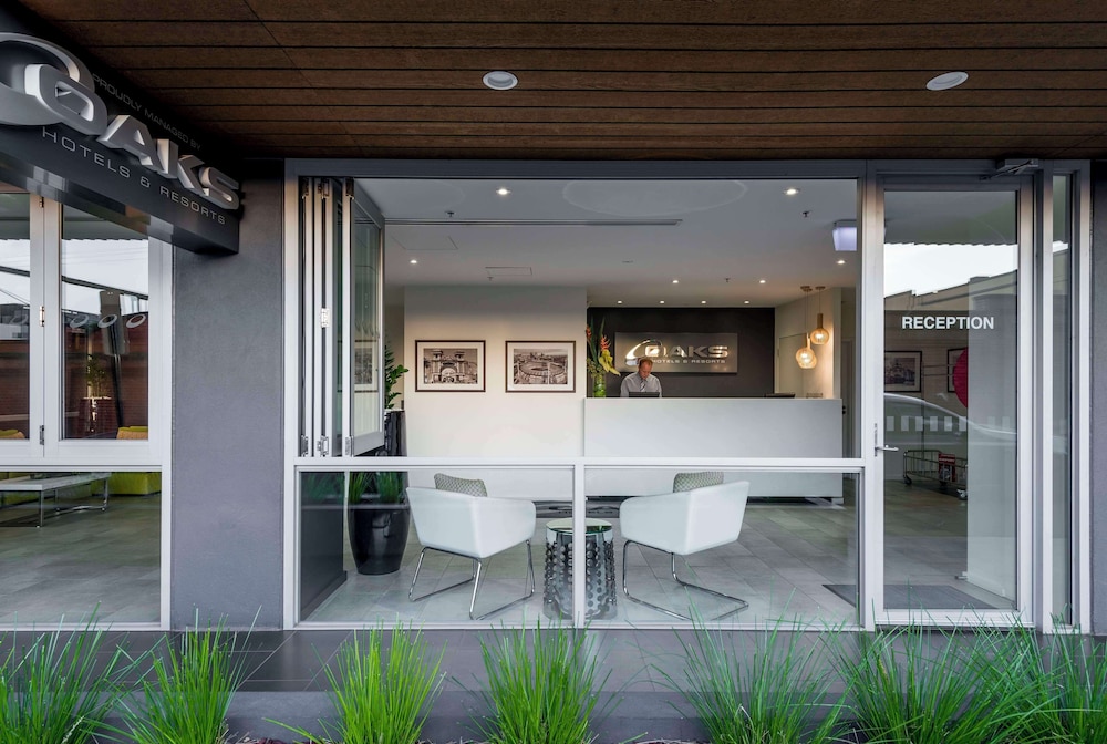 Oaks Melbourne South Yarra Suites 8/44