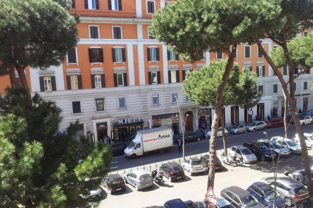 Vacanze Romane Rooms 24/42