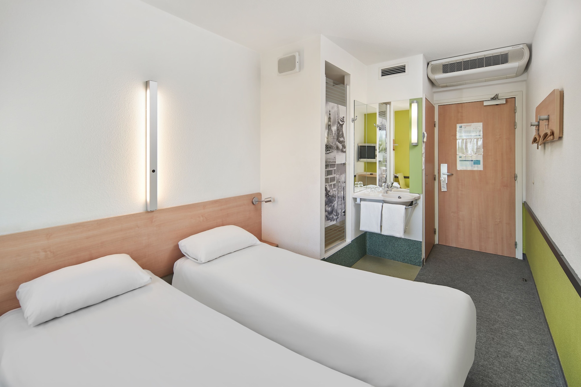 STANDARD, TWIN BEDS