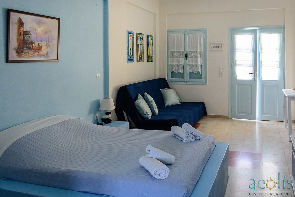 Aeolis Santorini 12/50