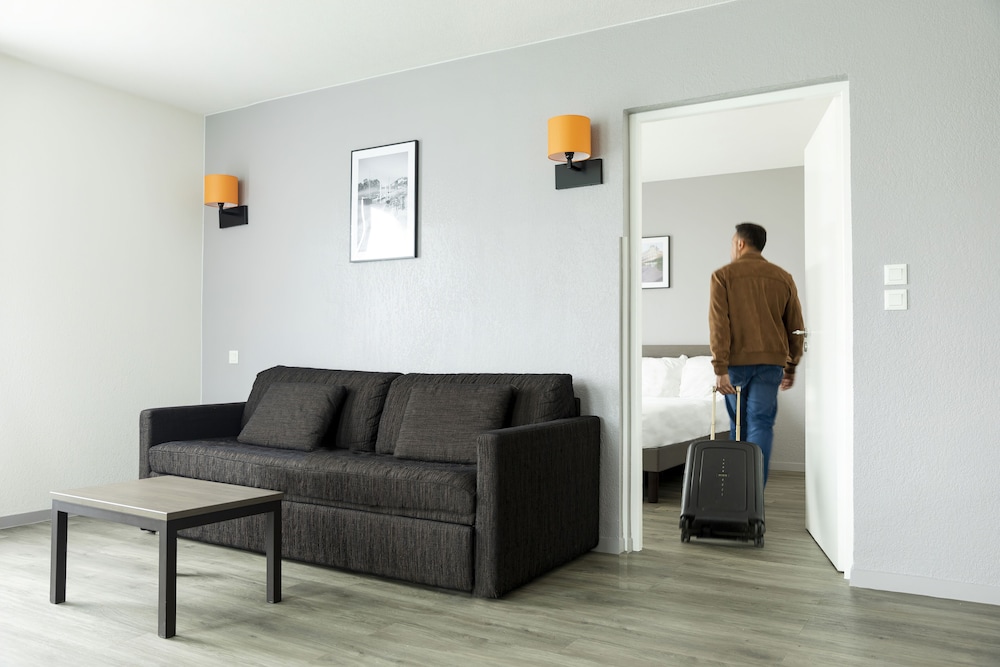 Adagio Access Orleans 35/56