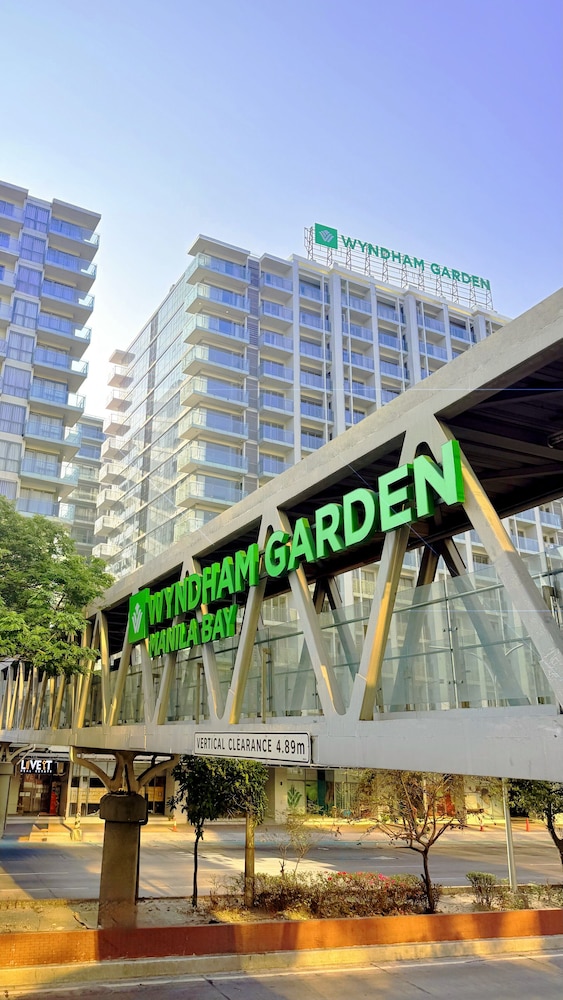 Wyndham Garden Manila Bay 10/63