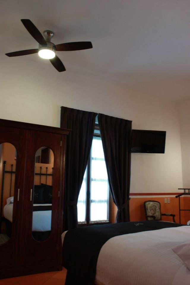 Superior, Double Bed, University View