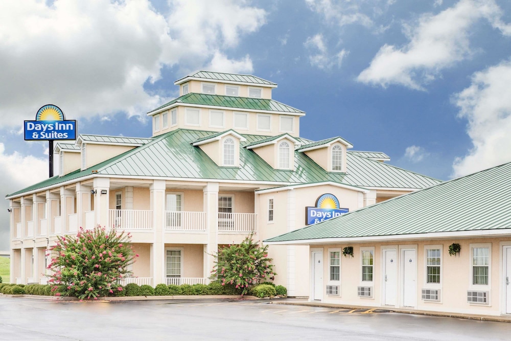 Days Inn by Wyndham Trumann AR 2/56
