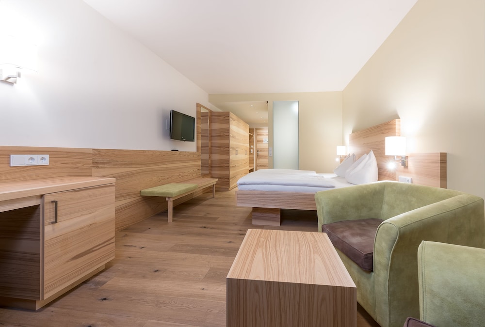 Hotel Leonhard 51/73