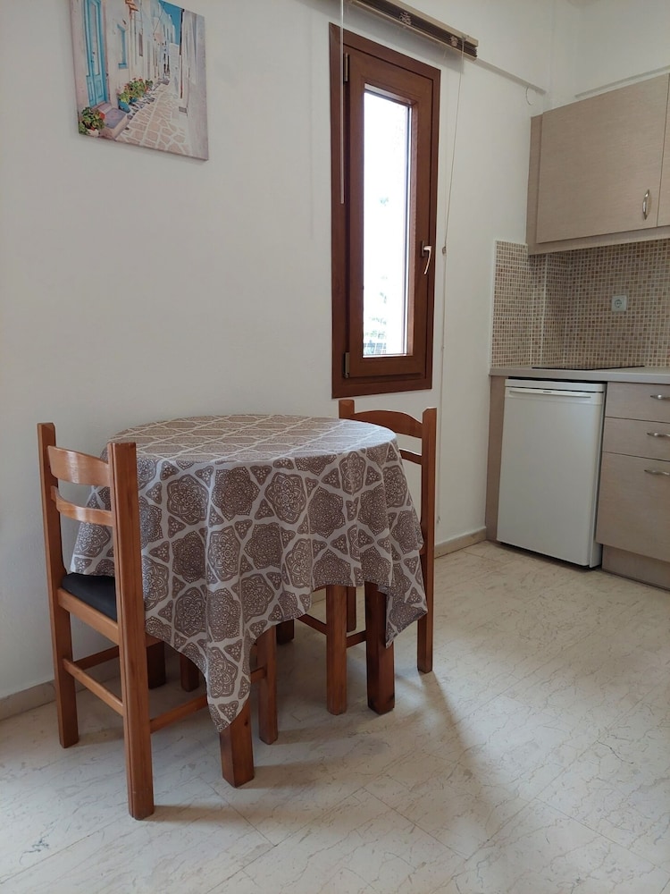 Koula Apartments 41/47