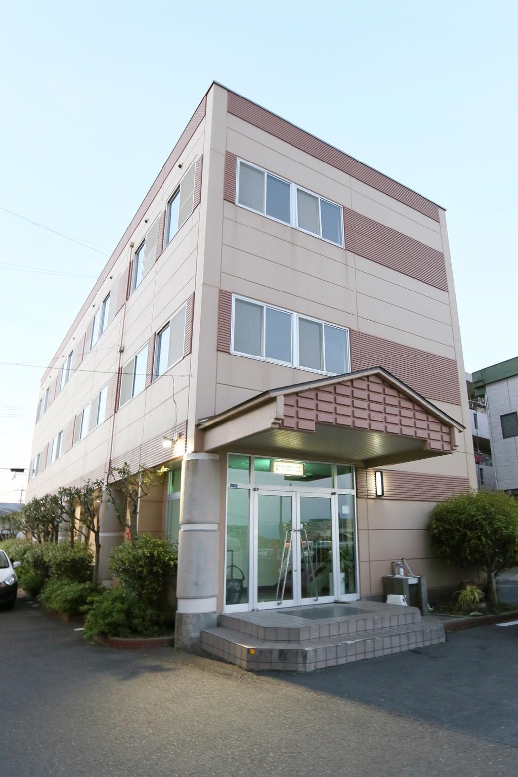 Business Hotel Shirasagi 6/14