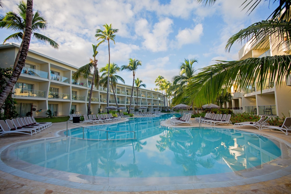 Impressive Premium Punta Cana 3/40