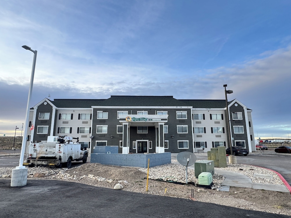 Quality Inn Carlin 54/58