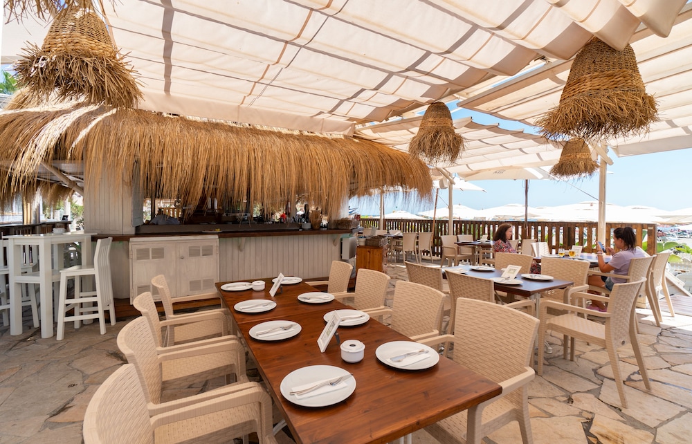 MS Amaragua Hotel & Convention Center 35/49