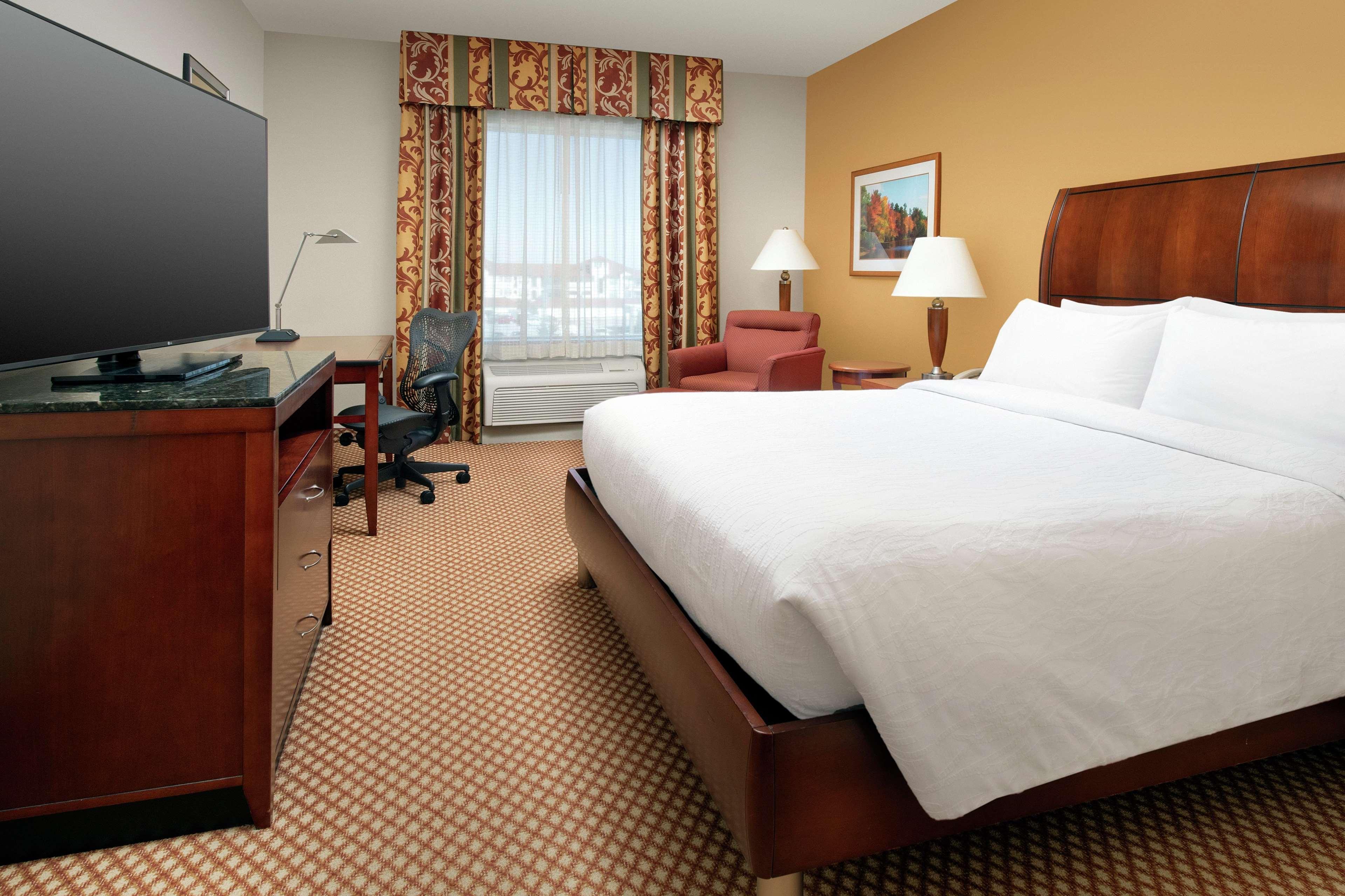 PREMIUM, KING BED