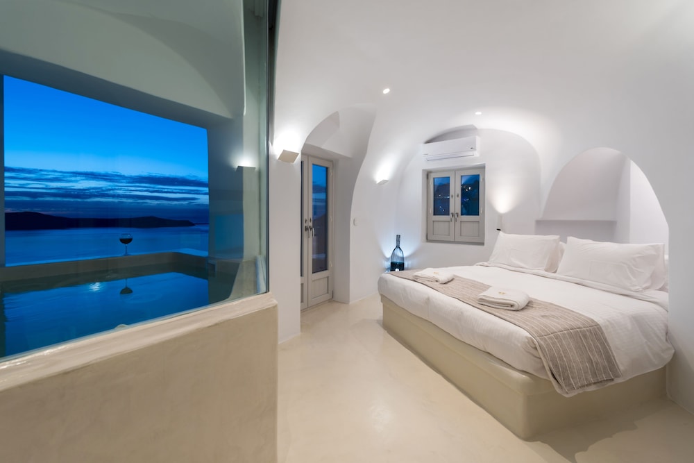 Iriana Apartments 10/50