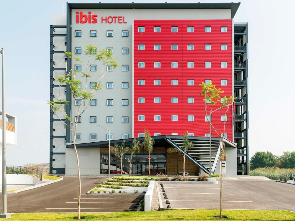 Ibis Irapuato 3/26