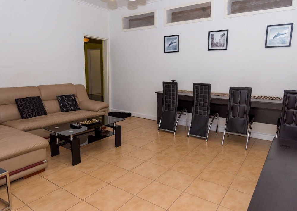 Spendwise Lodge And Apartments 21/50