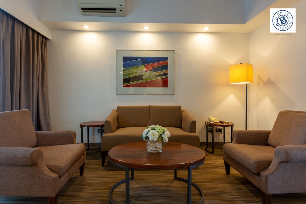 La Breza Hotel 37/57