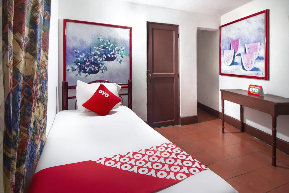 OYO Hotel Brazil, Guadalajara, Estadio Jalisco 10/31