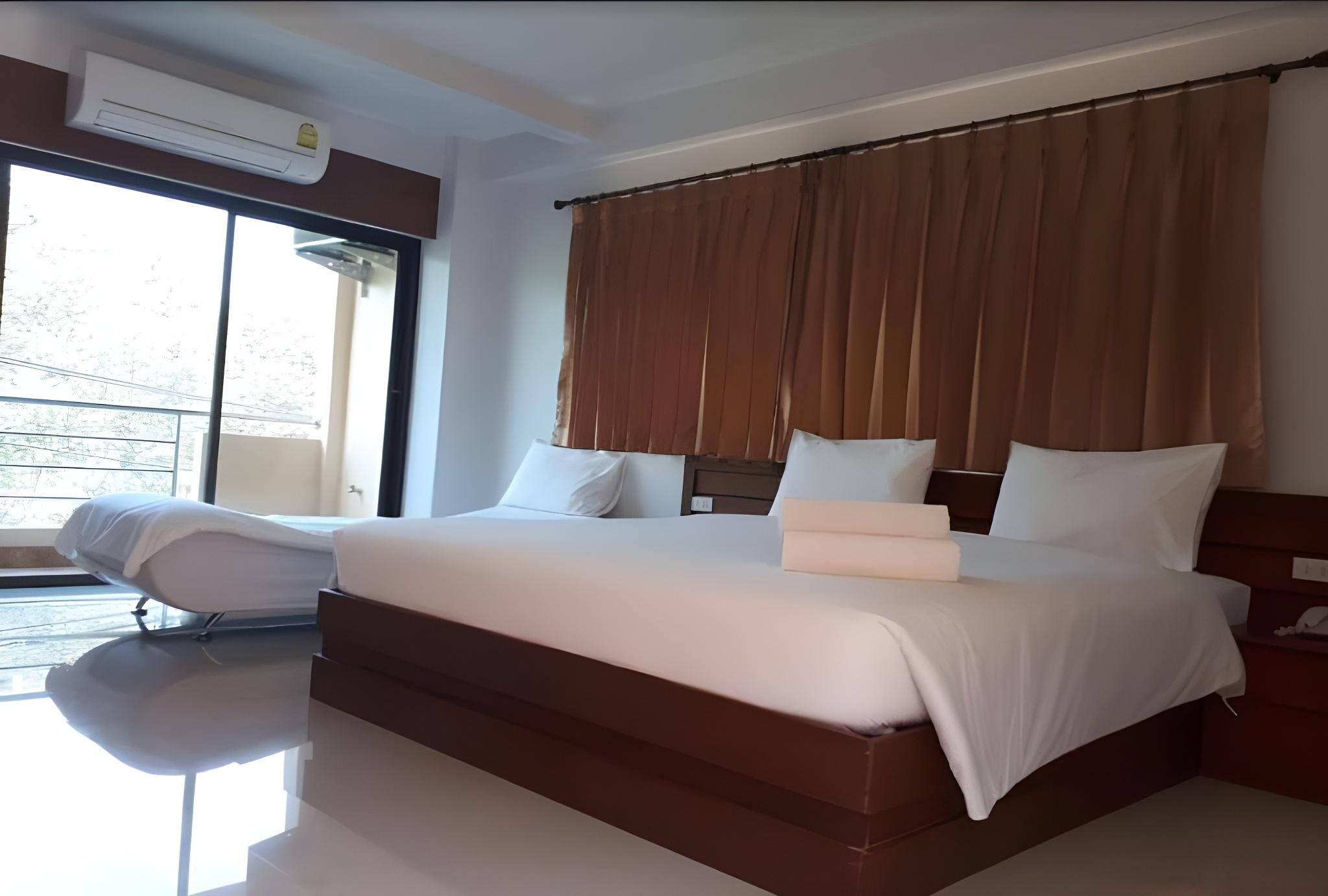 Resort, King Bed, Garden View