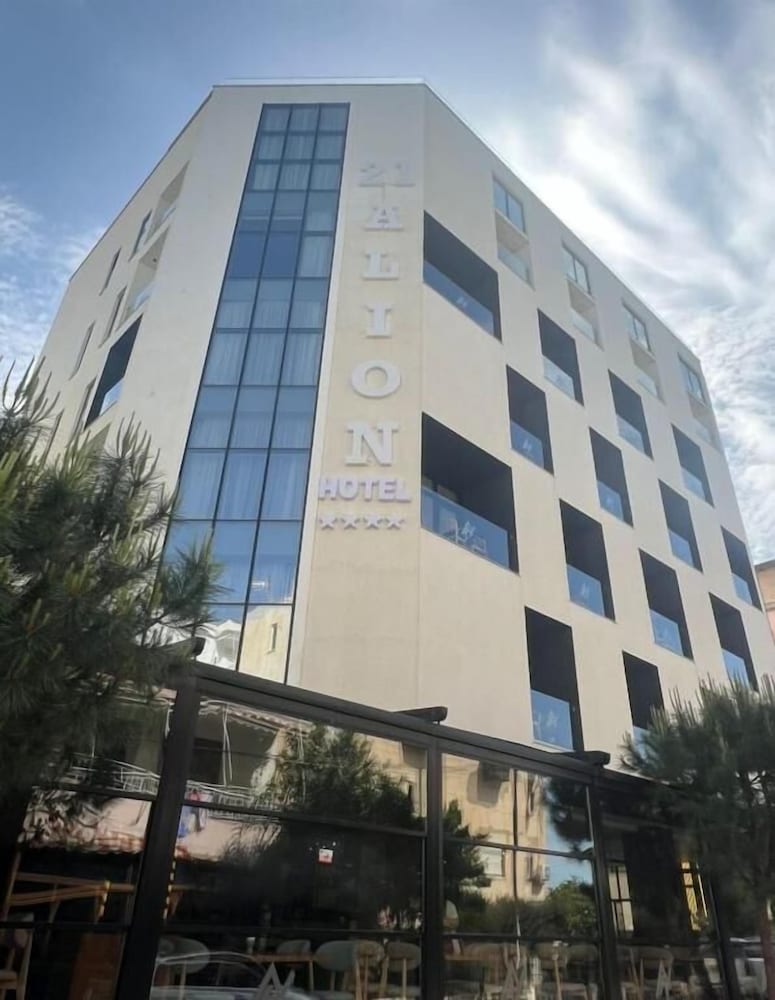 Aldis Hotel 5/59