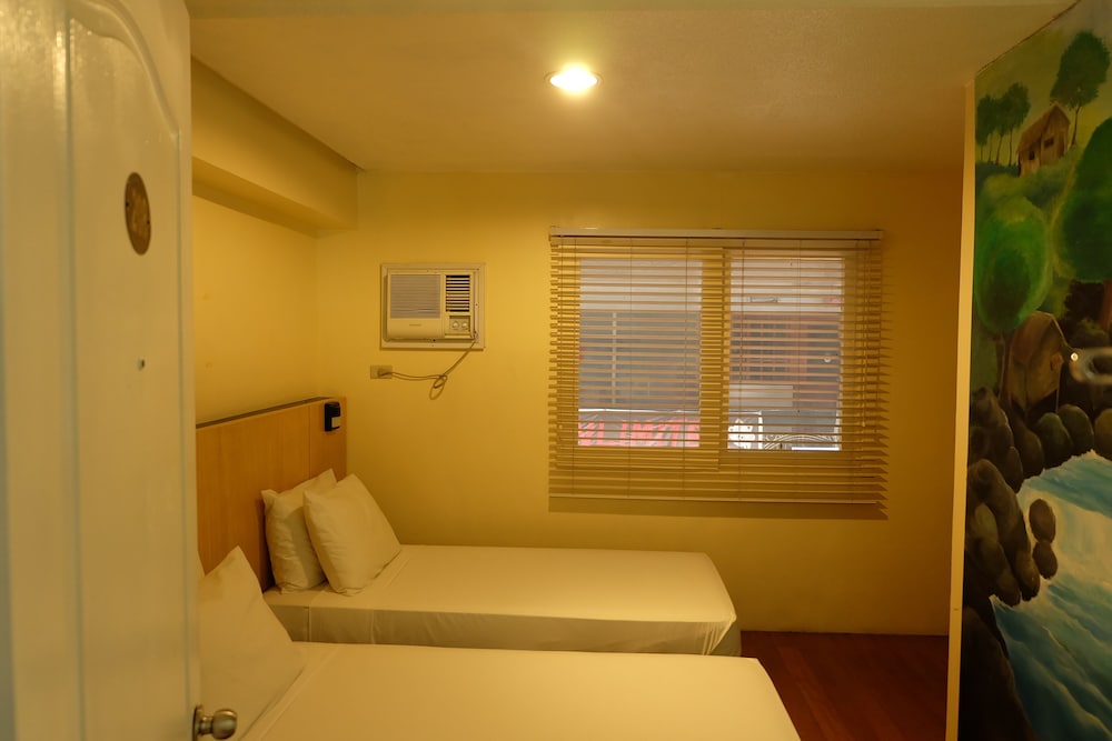 Spaces By Eco Hotel 50/50
