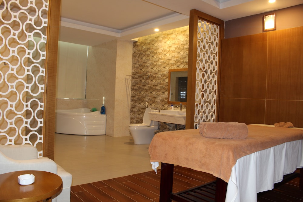 Muong Thanh Cua Dong Hotel Vinh 39/40