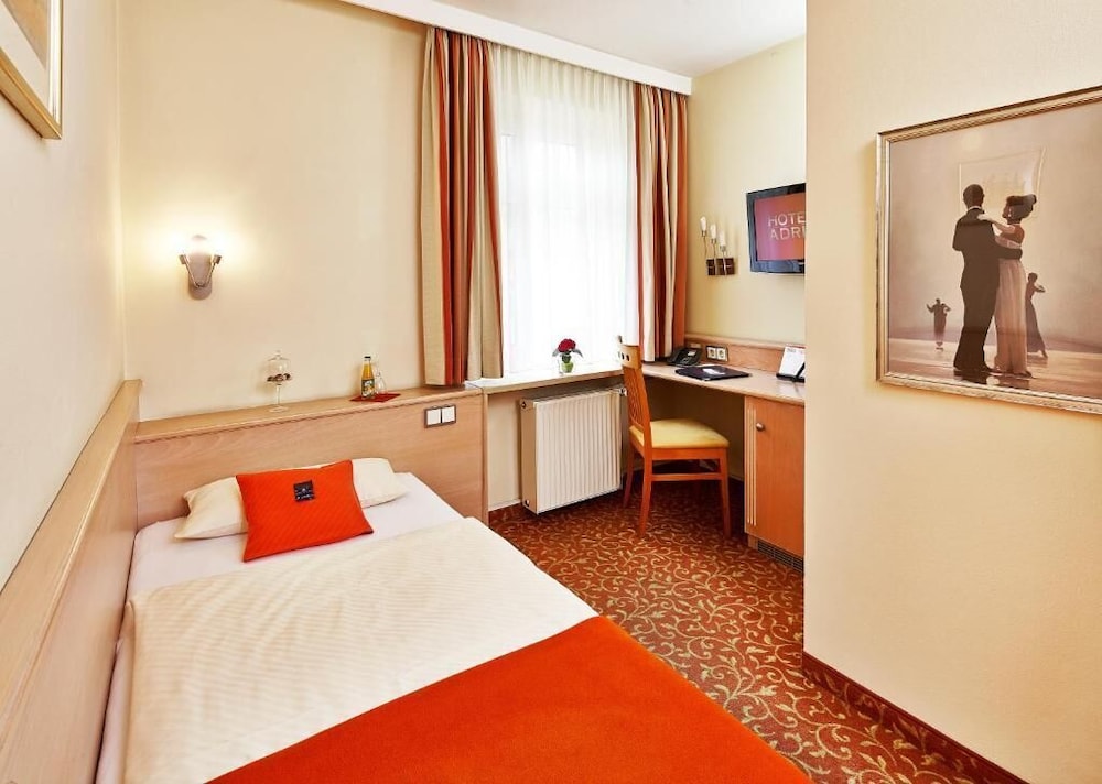 City Partner Hotel Adria 18/84