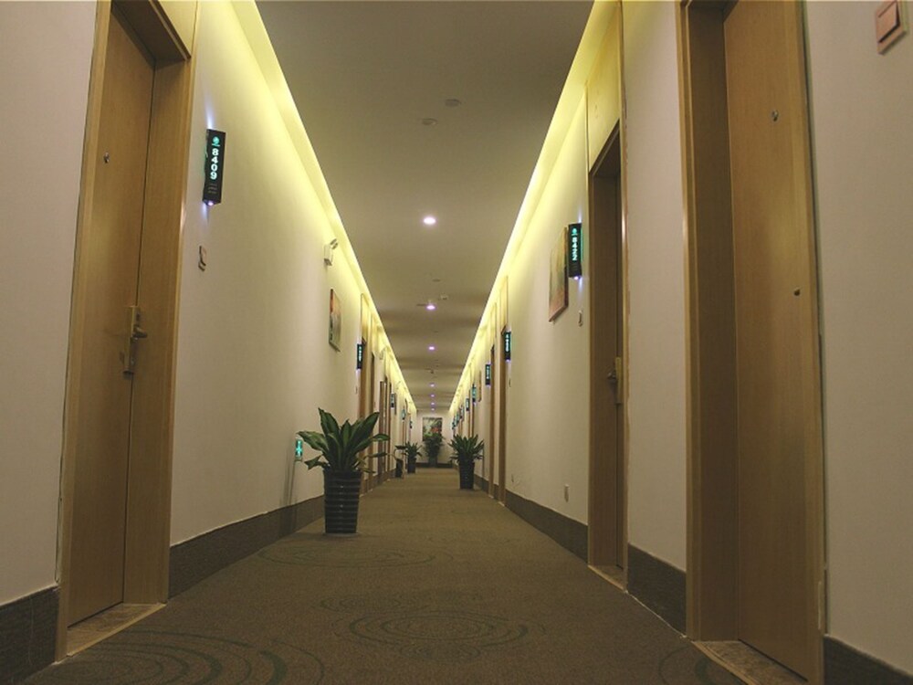 GreenTree Inn Anqing Susong County North Longmen Road Express Hotel 8/43