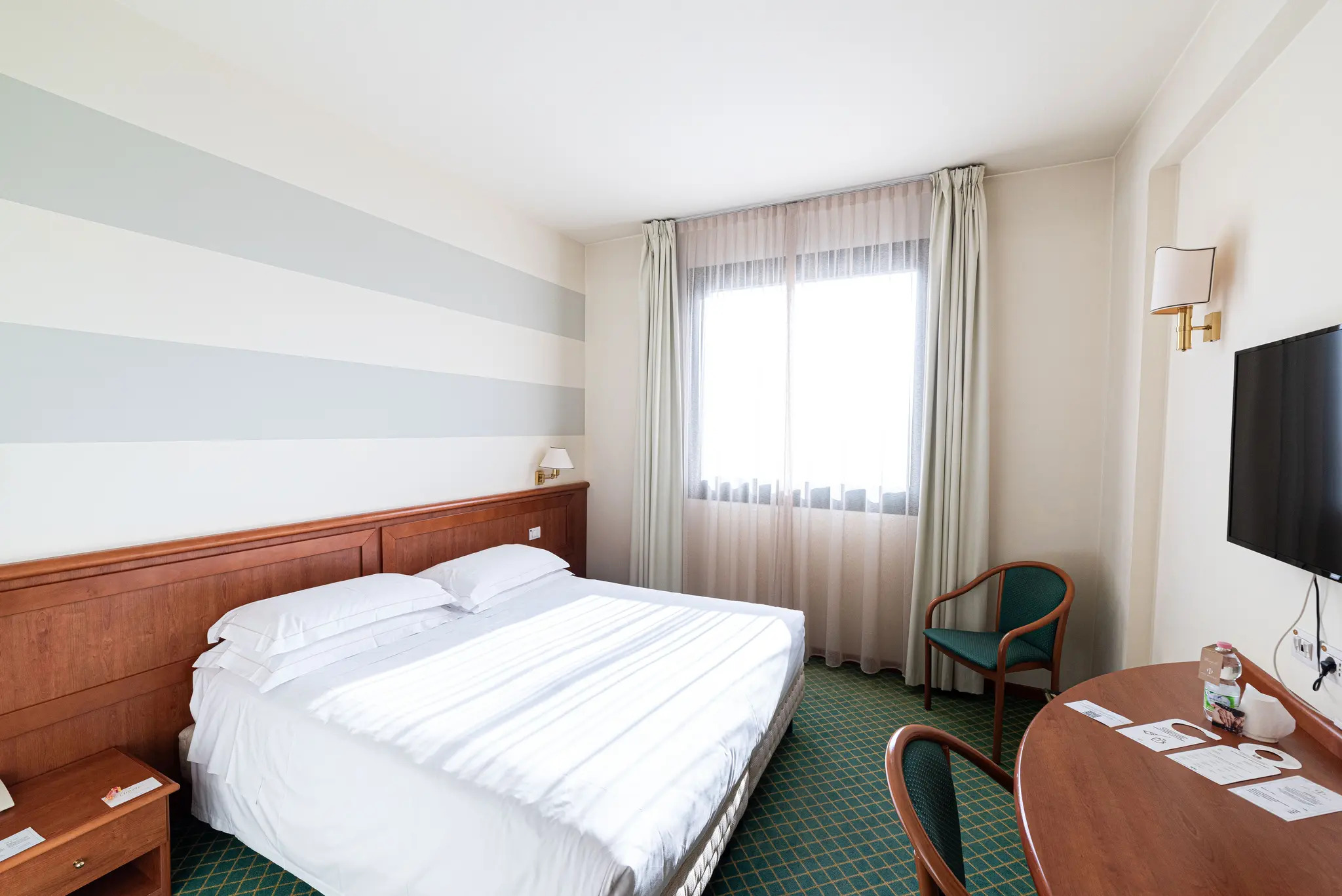 غرفة كلاسيكية بسرير مزدوج أو سريرين منفصلين، Phi Hotel Emilia 2/6