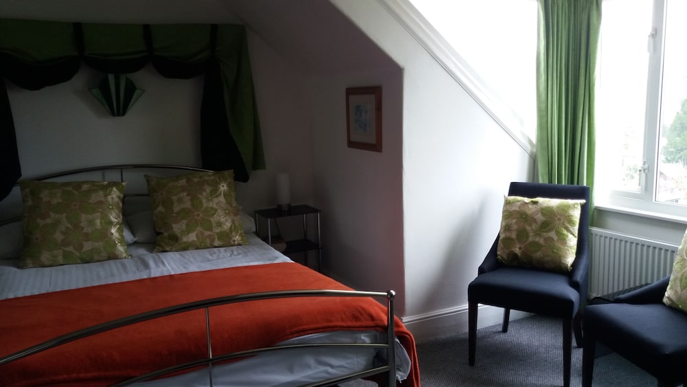 The Groveside Guest House 14/48
