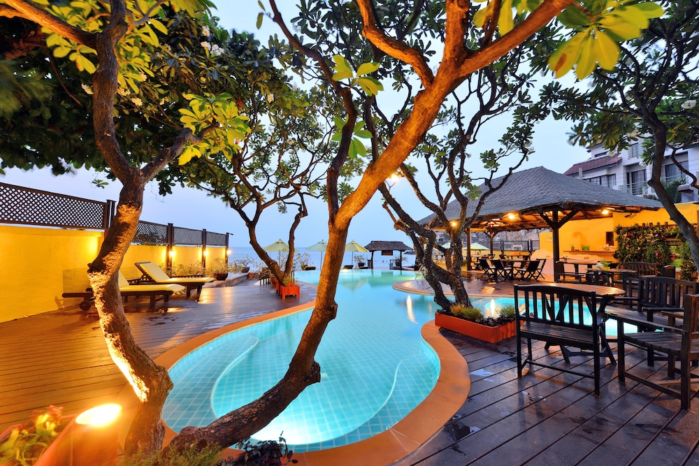 Supatra Hua Hin Resort 19/50
