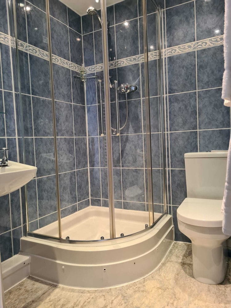 Norcroft Guest House 25/30
