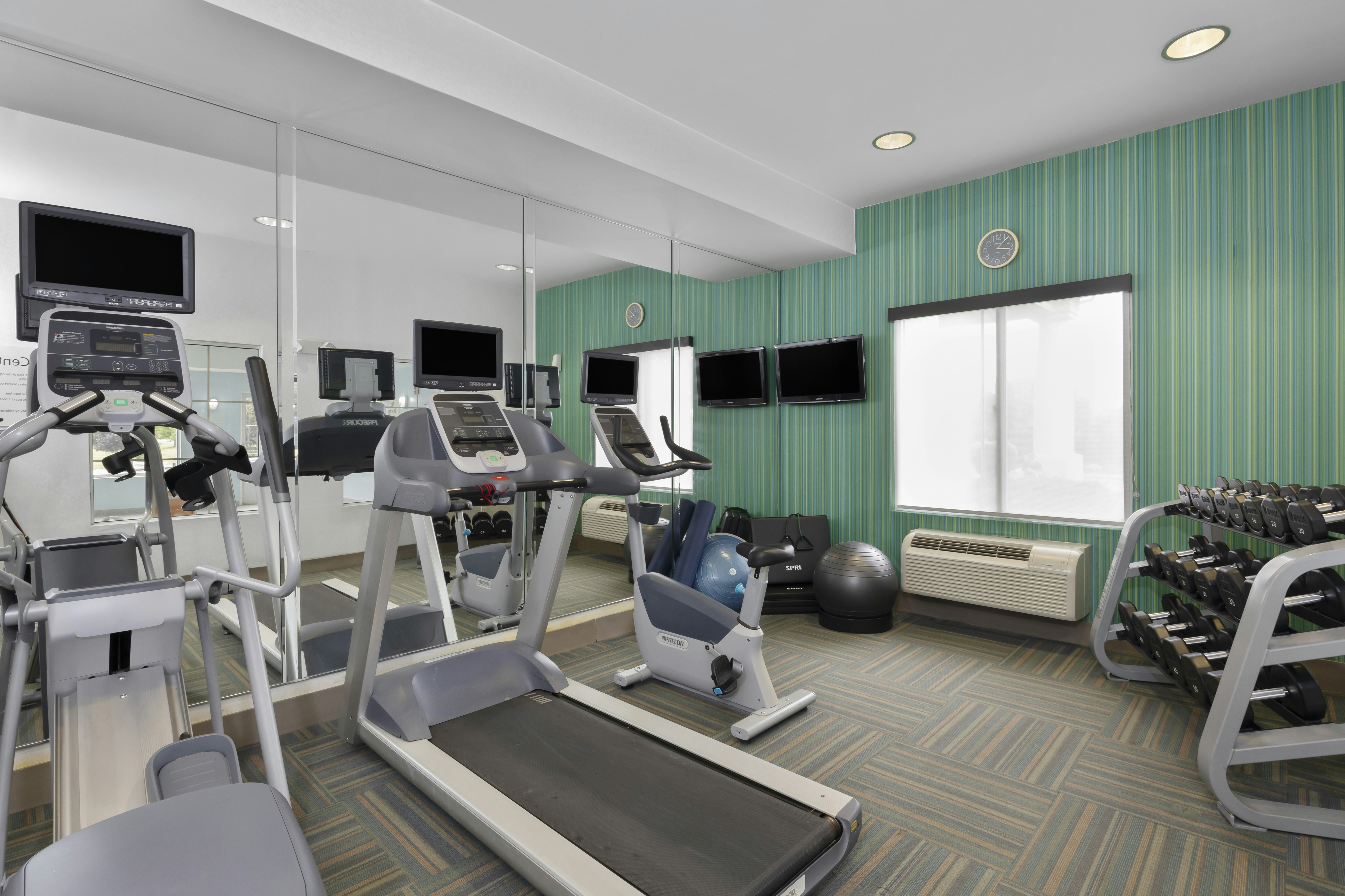 Holiday Inn Express Hotel Suites West Coxsackie 40/57