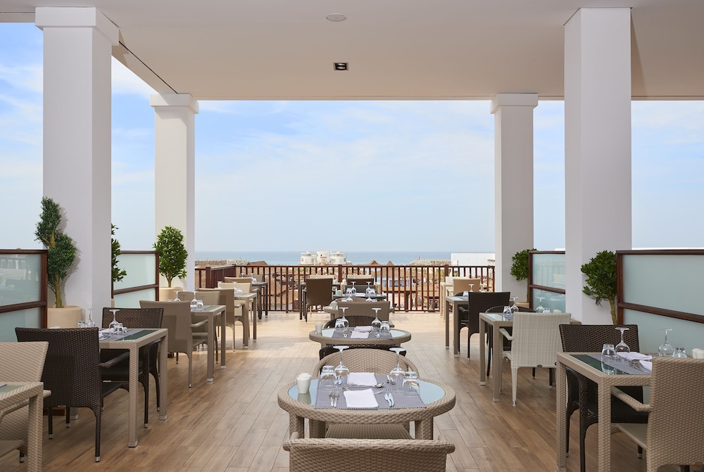 Melia Llana Beach Resort Spa 20/50