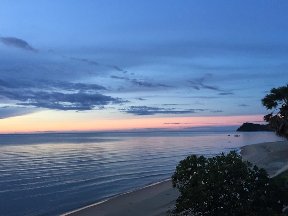 Hua Plee Lazy Beach 36/50