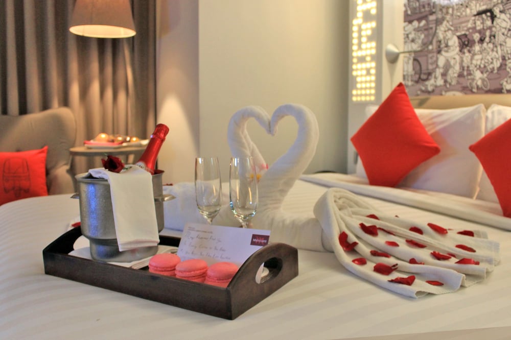 MERCURE JAKARTA SIMATUPANG 48/72