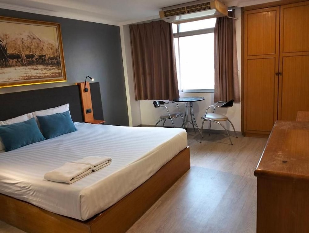 Shagwell Mansions Pattaya 34/64