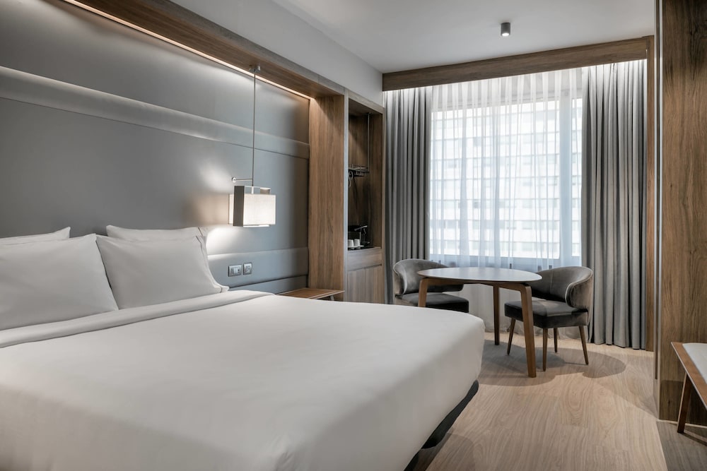 The Westin Madrid Cuzco 18/65