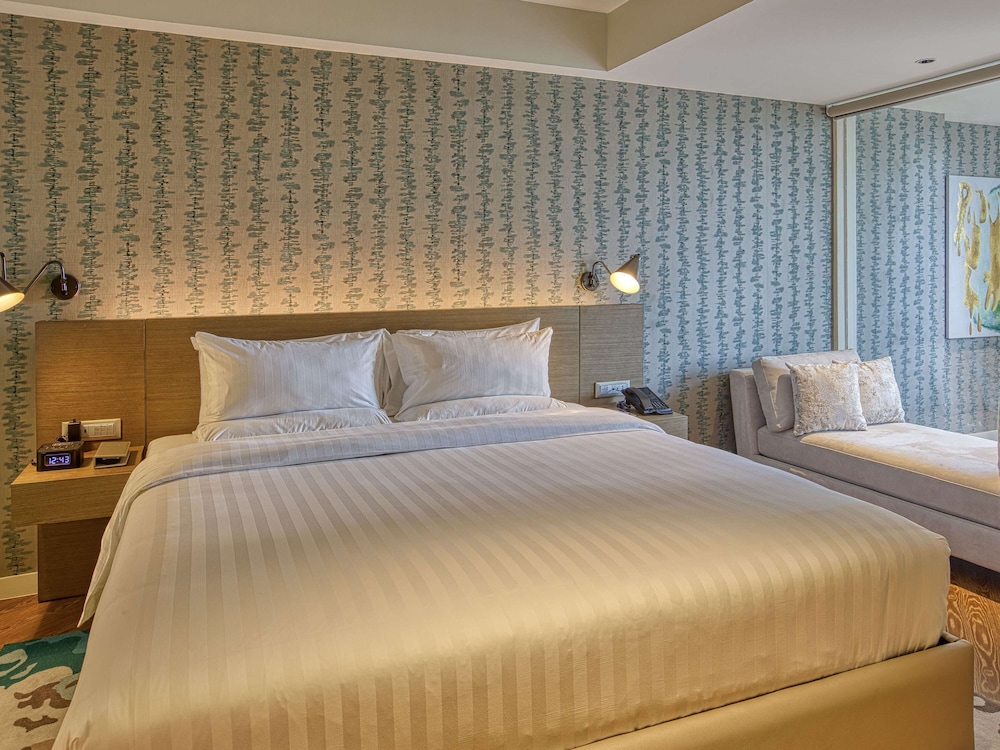 Novotel Suites Manila At Acqua 13/52